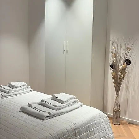 Dimora Sg * Bari